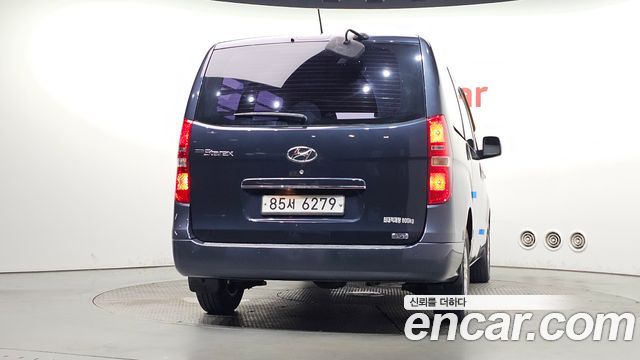 Hyundai Starex 2018 — photo 4