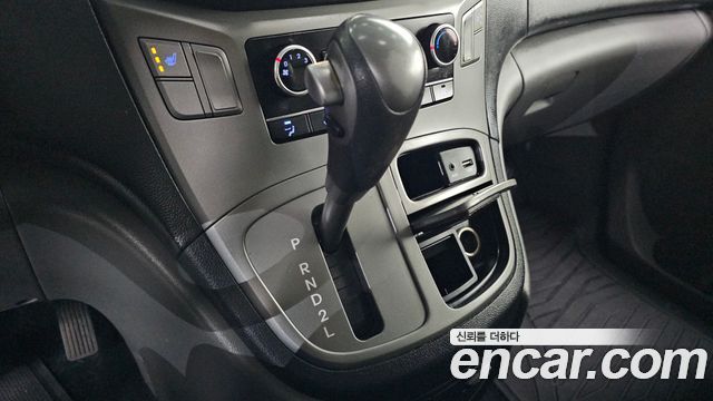 Hyundai Starex 2018 — photo 9