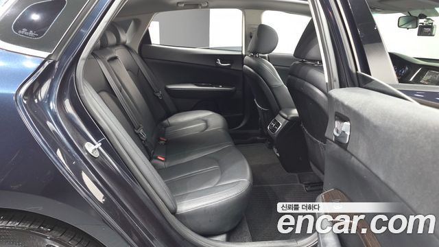 Kia K5 2016 — photo 12