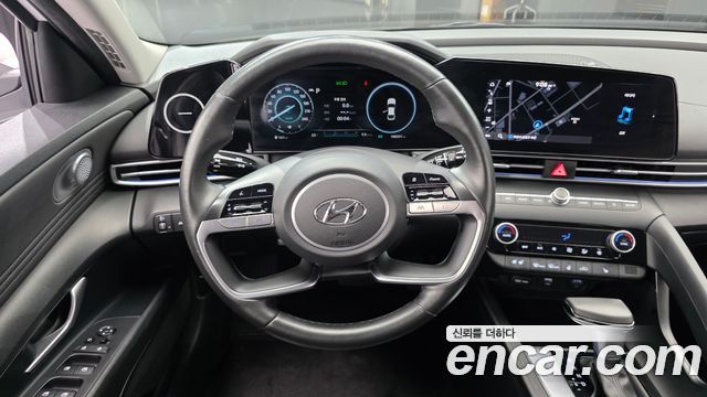 Hyundai AVANTE 2021 — photo 19
