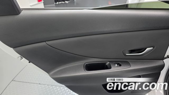 Hyundai AVANTE 2021 — photo 15