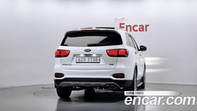 Kia Sorento 2018 — photo 4
