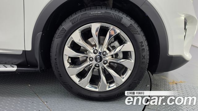 Kia Sorento 2018 — photo 5