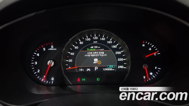 Kia Sorento 2018 — photo 8