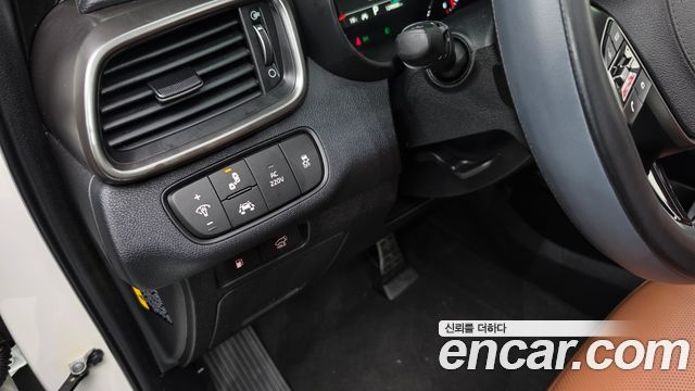 Kia Sorento 2018 — photo 16