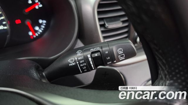 Kia Sorento 2018 — photo 17