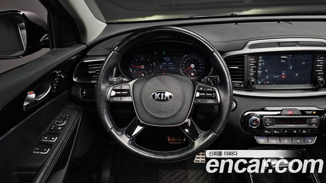 Kia Sorento 2018 — photo 12