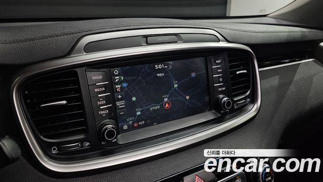 Kia Sorento 2018 — photo 13