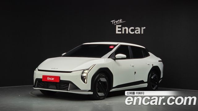 Kia EV4 2026 — photo 1