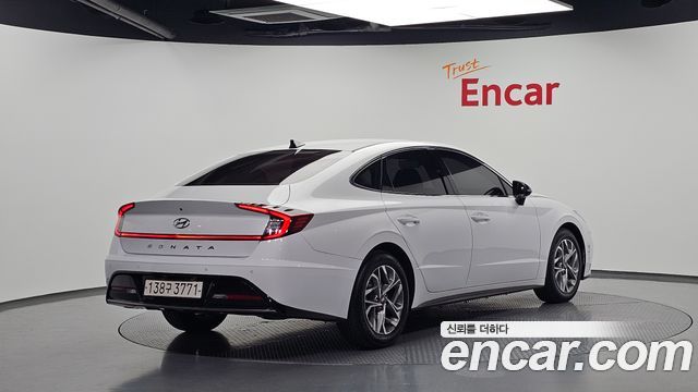 Hyundai Sonata 2022 — photo 2