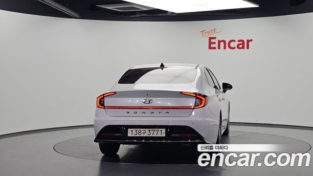 Hyundai Sonata 2022 — photo 4
