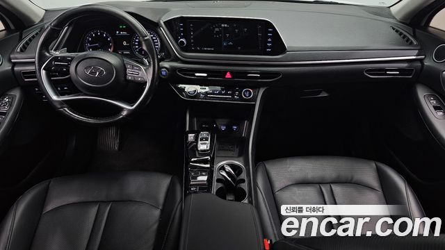 Hyundai Sonata 2022 — photo 10