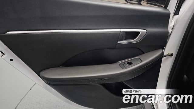 Hyundai Sonata 2022 — photo 15