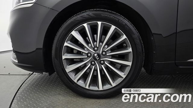 Kia K7 2017 — photo 5
