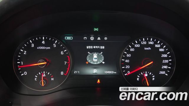 Kia K7 2017 — photo 11