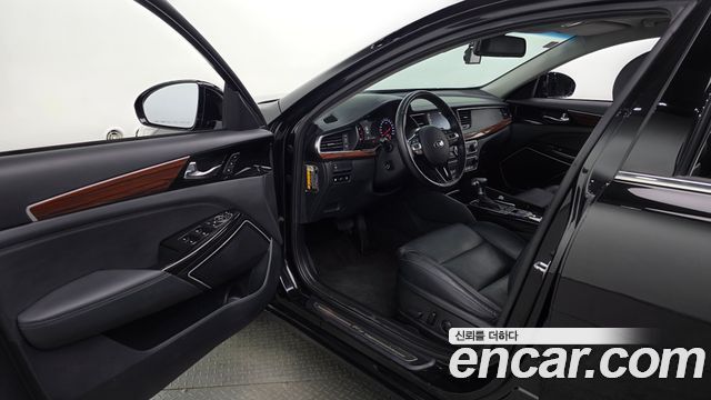Kia K7 2017 — photo 13