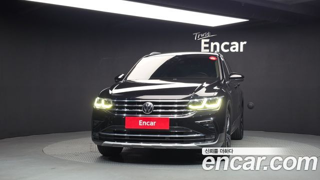 Volkswagen Tiguan 2021 — photo 3