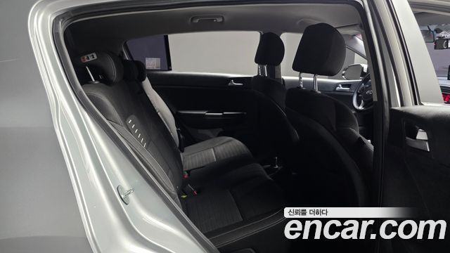 Kia Sportage 2017 — photo 12