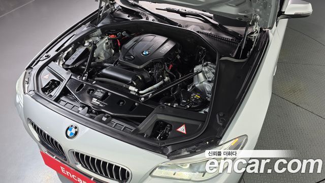 BMW 5-Series 2016 — photo 6