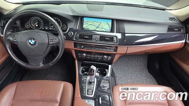 BMW 5-Series 2016 — photo 7