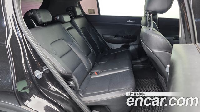 Kia Sportage 2017 — photo 18