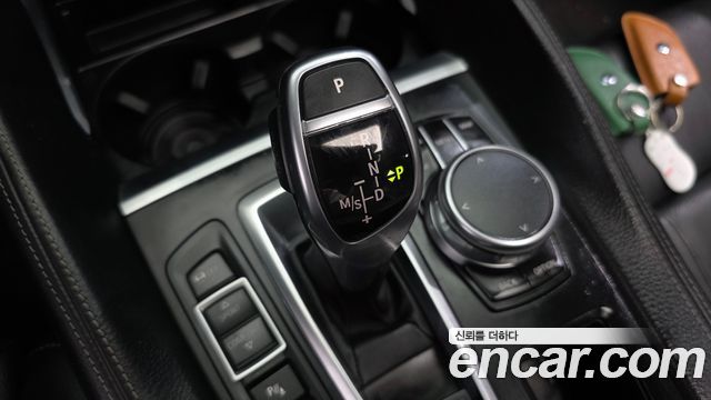 BMW X6 2019 — photo 12