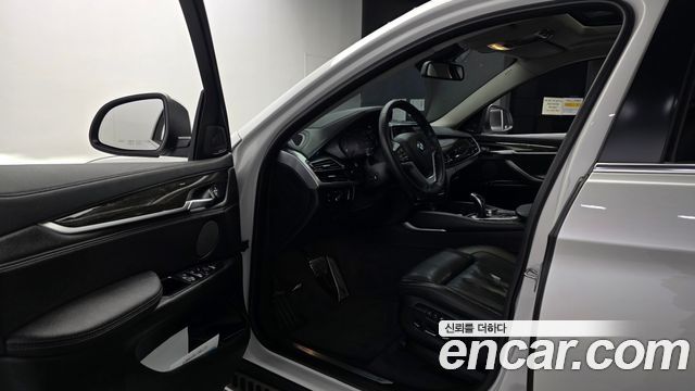 BMW X6 2019 — photo 13