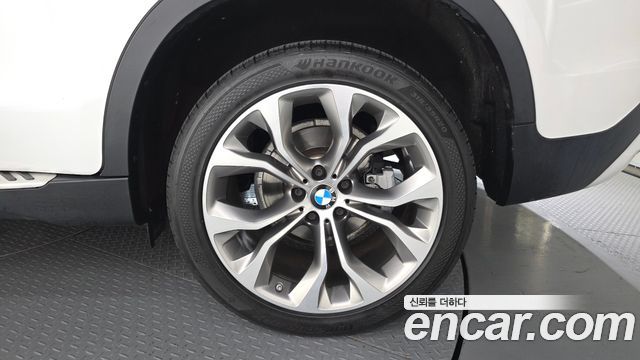 BMW X6 2019 — photo 7
