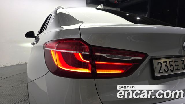 BMW X6 2019 — photo 9