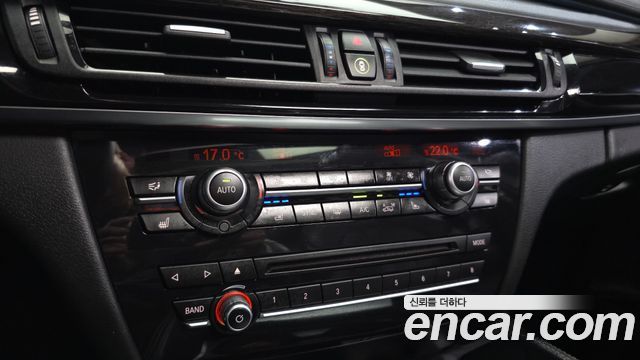 BMW X6 2019 — photo 27