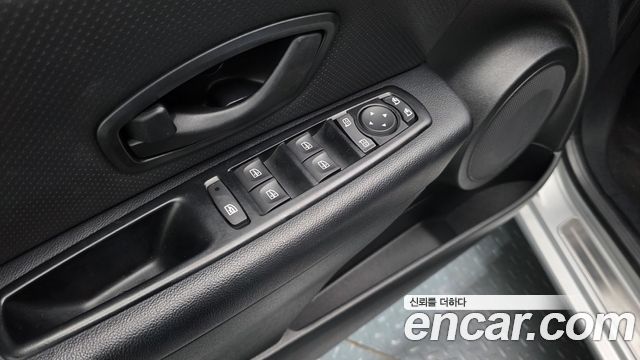 Renault Korea SM3 2018 — photo 28