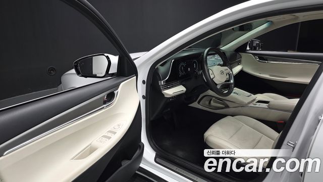 Hyundai Grandeur 2023 — photo 13
