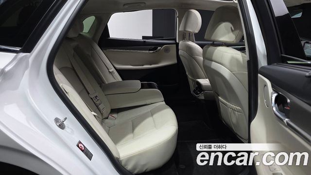 Hyundai Grandeur 2023 — photo 18