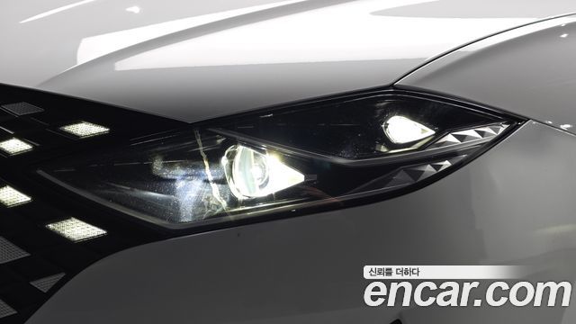 Hyundai Grandeur 2023 — photo 8