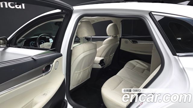 Hyundai Grandeur 2023 — photo 16