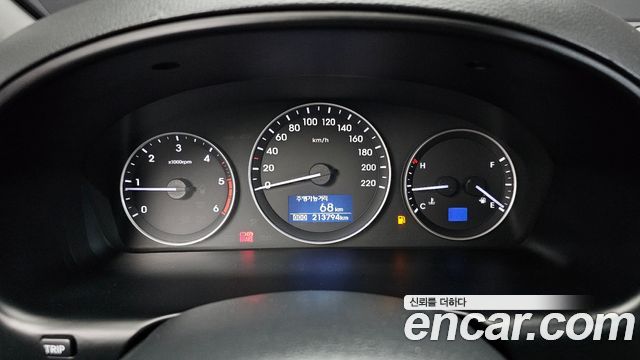 Hyundai Starex 2018 — photo 8