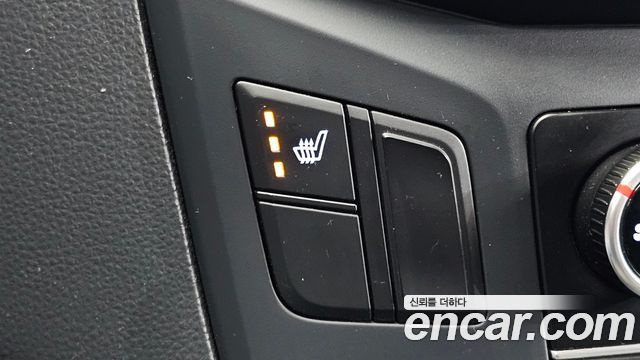Hyundai Starex 2018 — photo 17