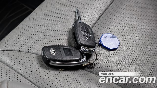 Hyundai Starex 2018 — photo 18
