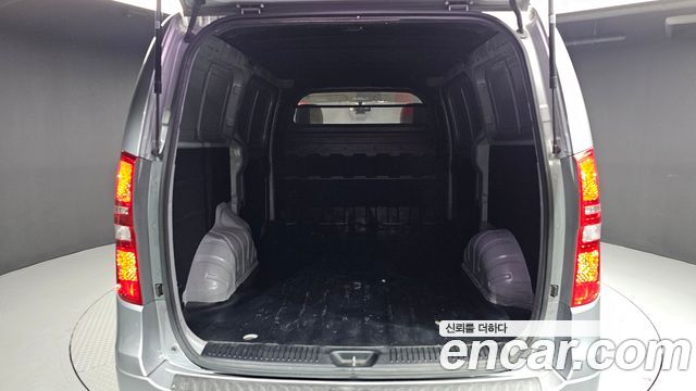 Hyundai Starex 2018 — photo 20