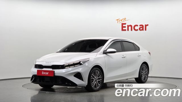 Kia K3 2024 — photo 1