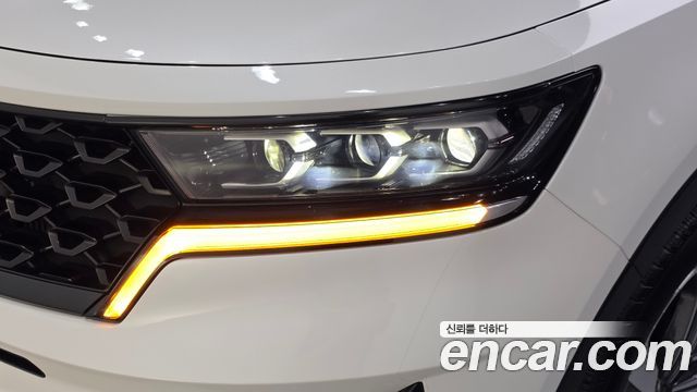 Kia Sorento 2022 — photo 8