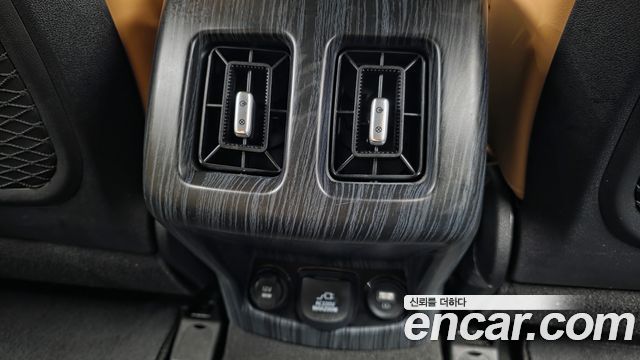Kia Sorento 2022 — photo 34