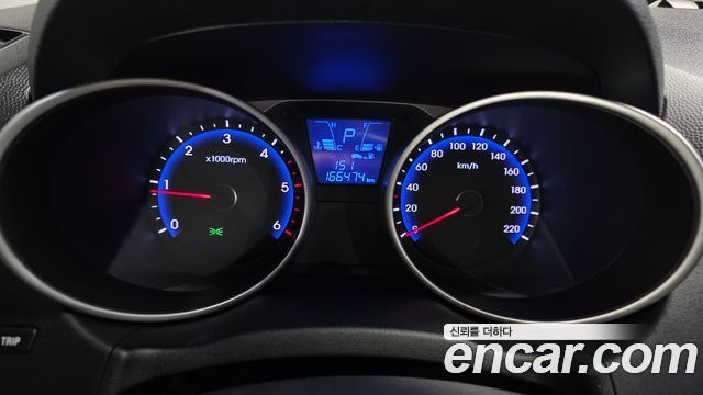 Hyundai Tucson 2015 — photo 11