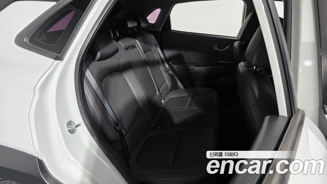 Hyundai Kona 2018 — photo 17