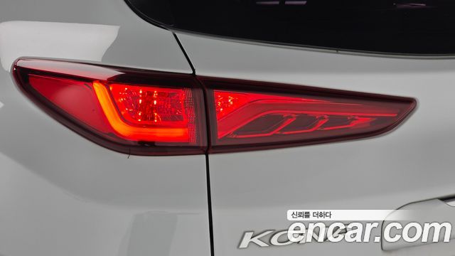 Hyundai Kona 2018 — photo 9