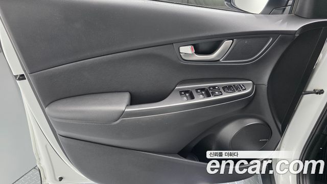 Hyundai Kona 2018 — photo 14
