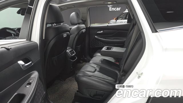 Hyundai Santafe 2020 — photo 17