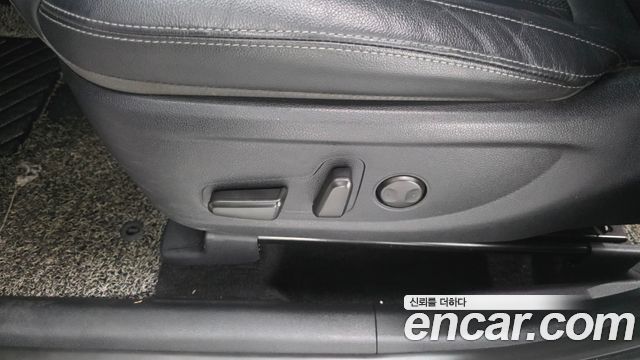 Hyundai Santafe 2020 — photo 32