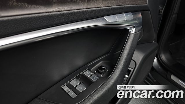 Audi A6 2023 — photo 28