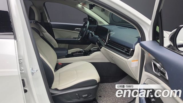 Kia Sportage 2023 — photo 18